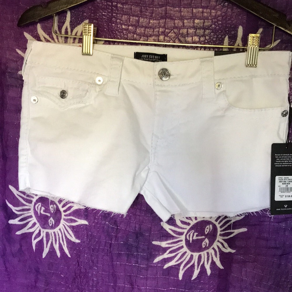 New TRUE RELIGION Low Rise Cut-Off Shorts(W29)